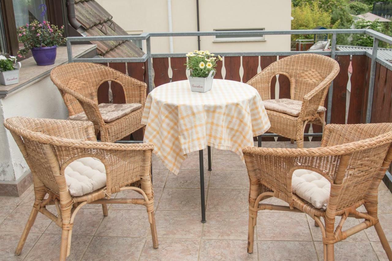 Ferienwohnung "Hirsch Huesli" Шопфхайм Экстерьер фото