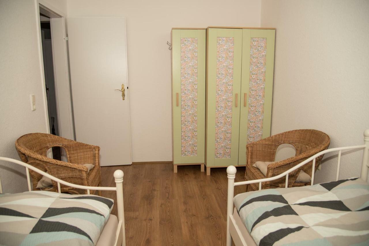 Ferienwohnung "Hirsch Huesli" Шопфхайм Экстерьер фото