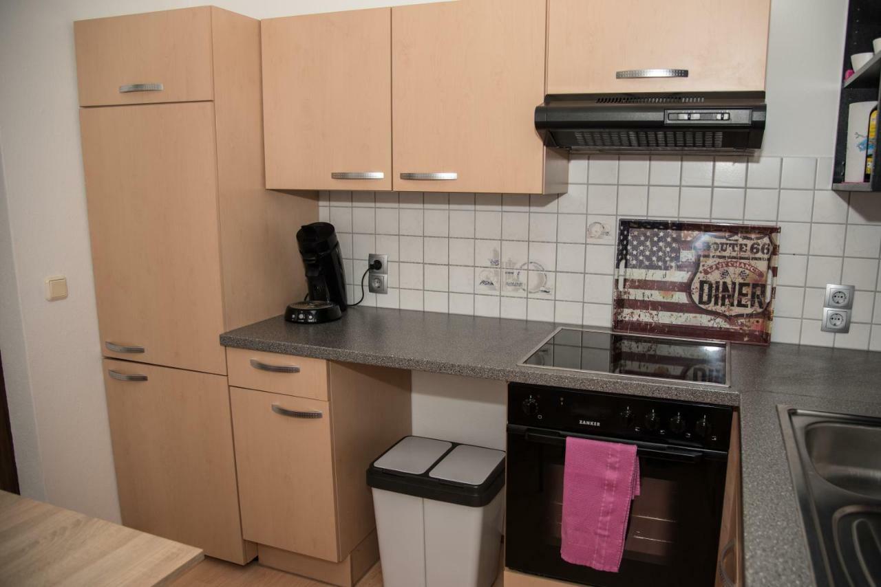 Ferienwohnung "Hirsch Huesli" Шопфхайм Экстерьер фото